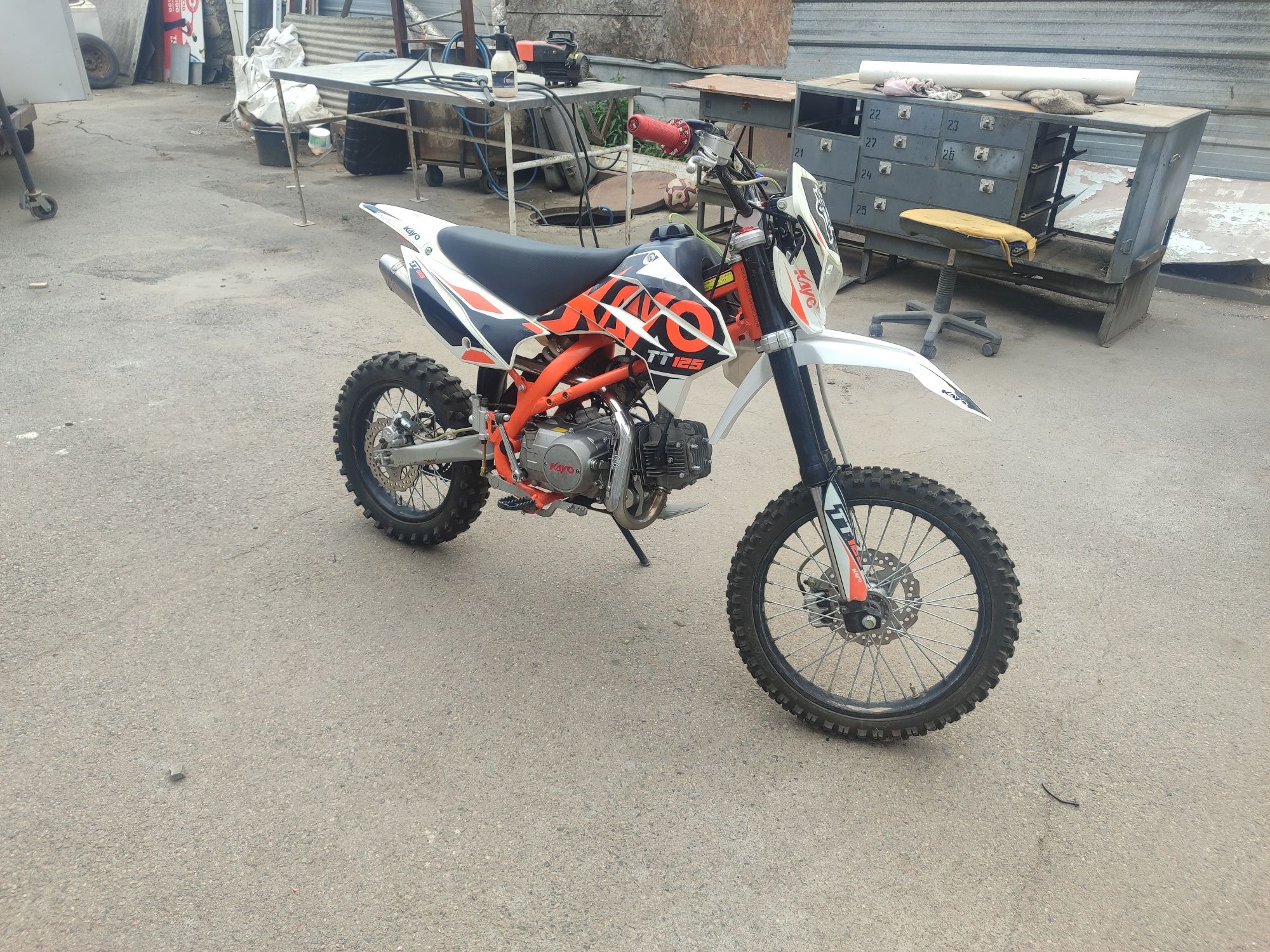 Продам пит байк Kayo  TT125