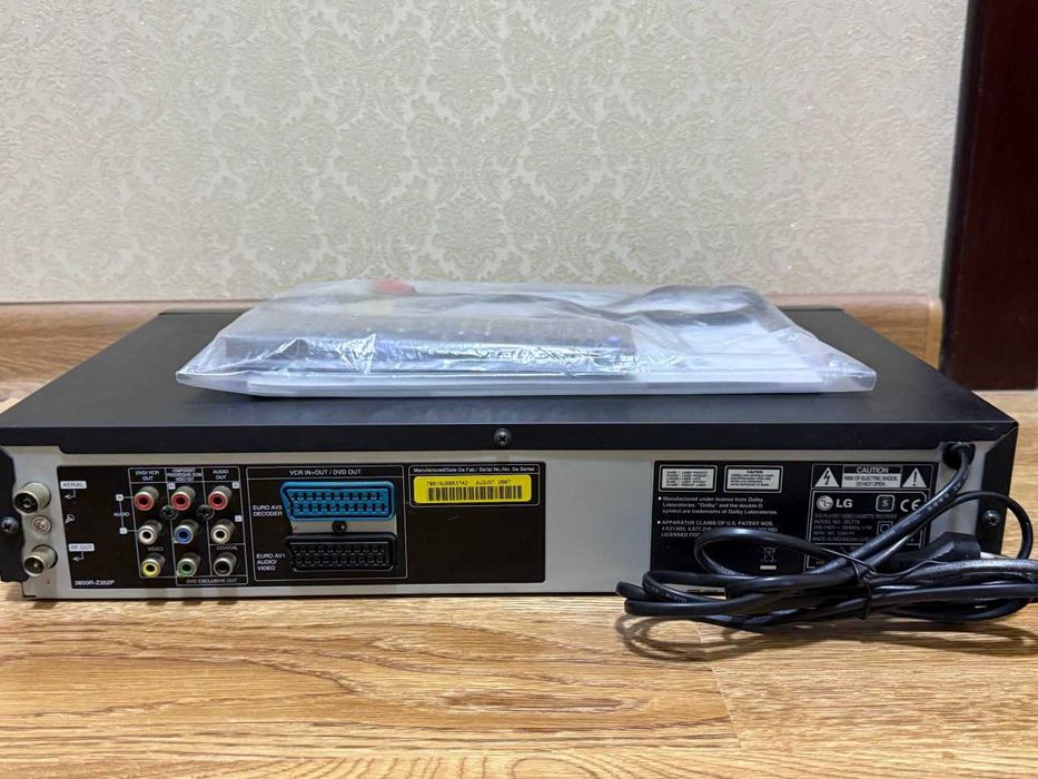 Видеомагнитофон & DVD LG - 6 Head Hi-Fi Stereo