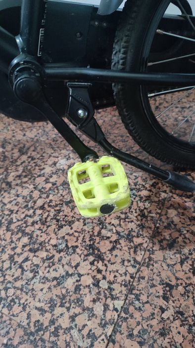 Детско колело Btwin 500 dark hero 16"