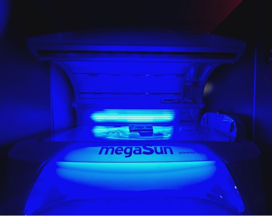 Vând aparate de bronzat marca Megasun