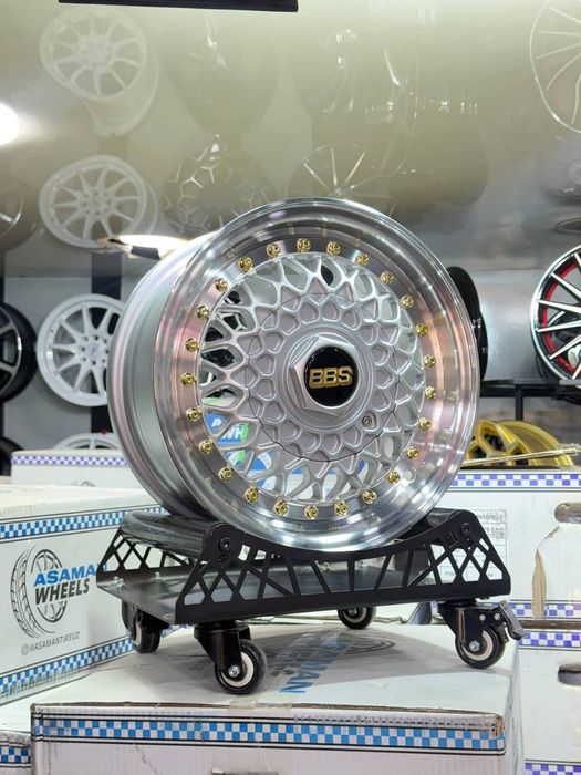 BBS R13 sakadiska