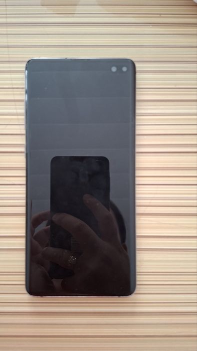 Samsung S10+ sotiladi bez karobka