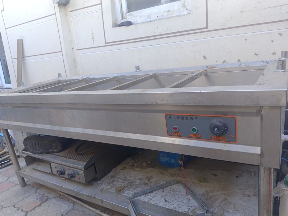 Продам стол для кухни для еды