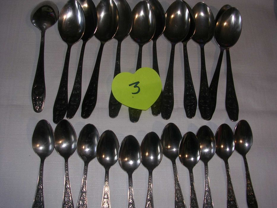 Лъжици вилици ножове  от соца-нови