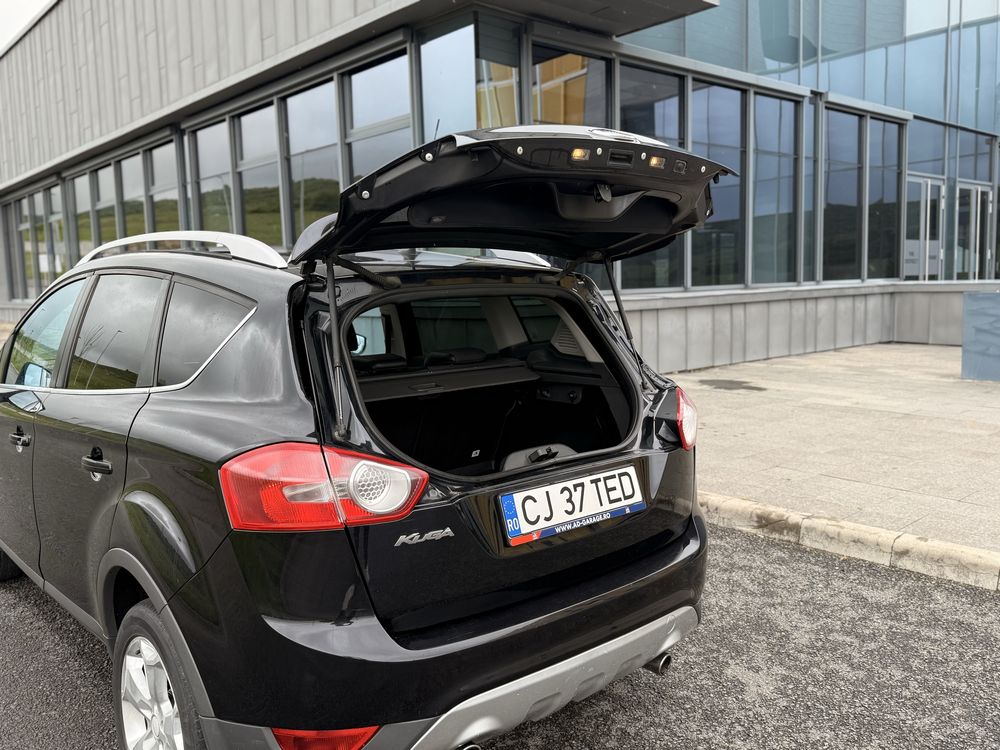 Ford Kuga 4X4 Navigație Panoramic titanium