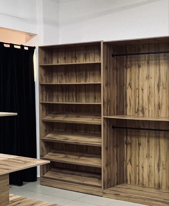 Шкаф.            ..