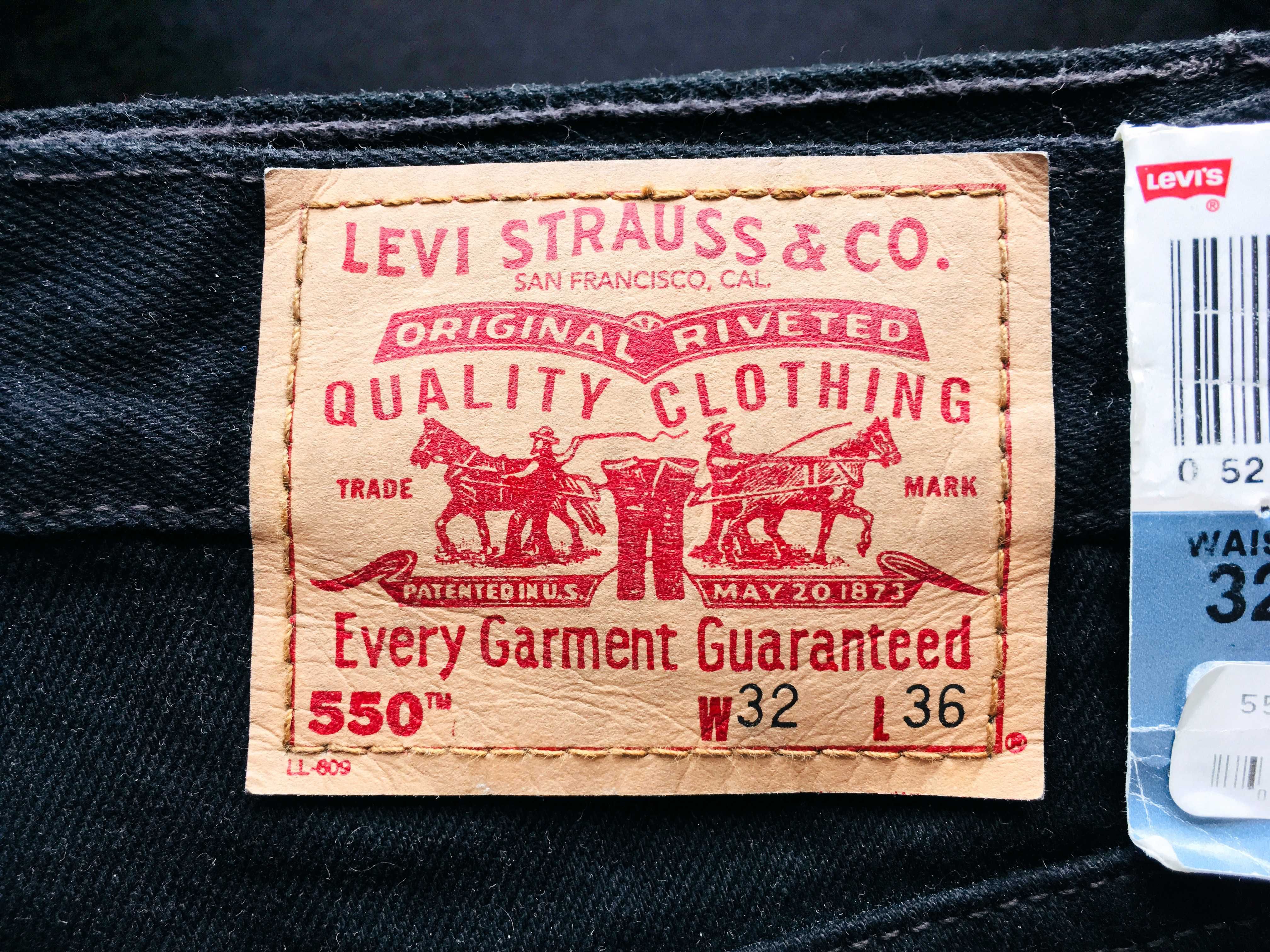 VINTAGE 1999 Made in Mexico LEVI'S® 550™ Relaxed Fit Jeans — W32½ L36