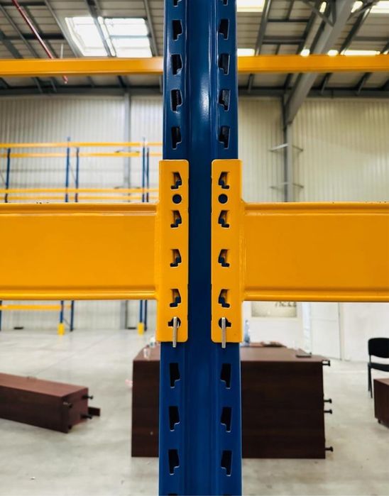 Rafturi metalice reglabile