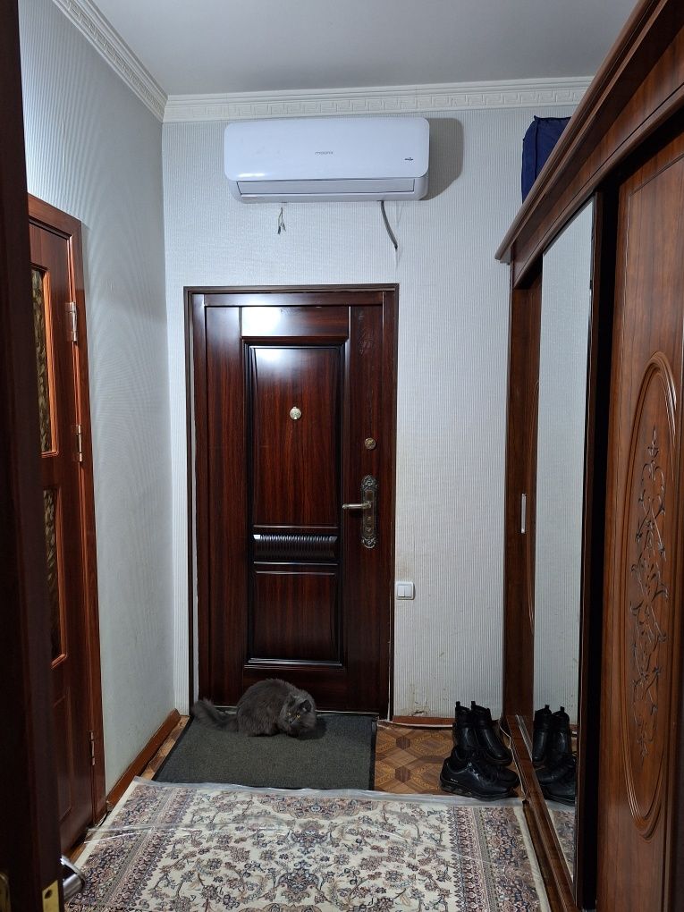 Продаю 3 комнатную квартиру на Карасу-2. 3/4/4.