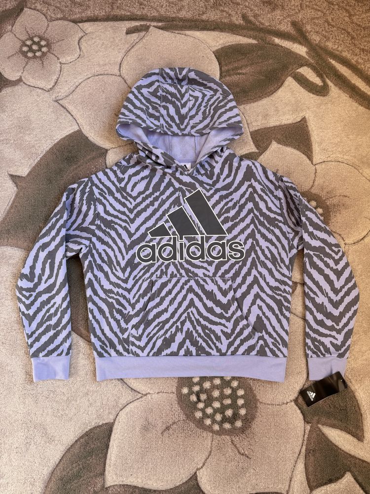 Дамски суитчър Adidas - нов