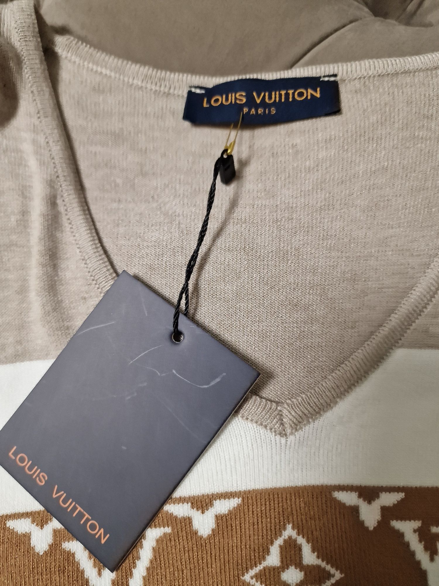 Pulover Louis Vuitton nou