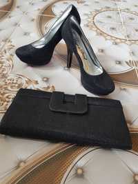 Комплект обувки на ток и малка дамска чанта /портфейл/със брокат.