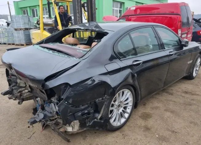 capota bara fata grila trager armatura intaritura far stanga dreapta radiator apa clima compresor ac panou clima BMW Seria 7 F01 lci 750 i xdrive, an 2015, motor 4.4 benzina 330kw 449cp dezmembrez