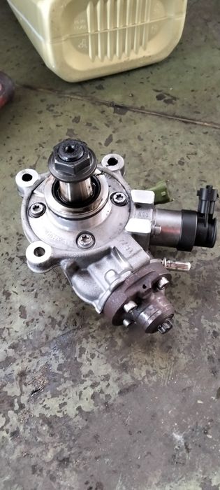 Pompa injectie jaguar f-type 2.0