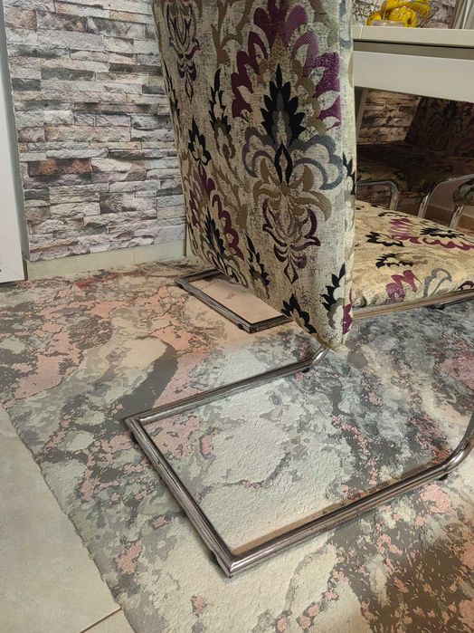 Сет от 4 бр. трапезни столове.