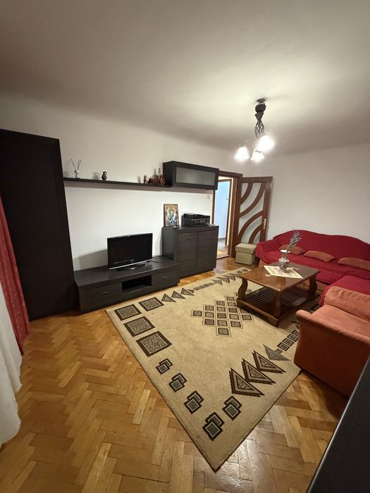 Apartament de inchiriat 3 camere Craiova, Rovine, dezrobirii G-uri