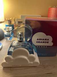 Ariana Grande Cloud парфюм 100мл + подарък Ariana Grande боди спрей