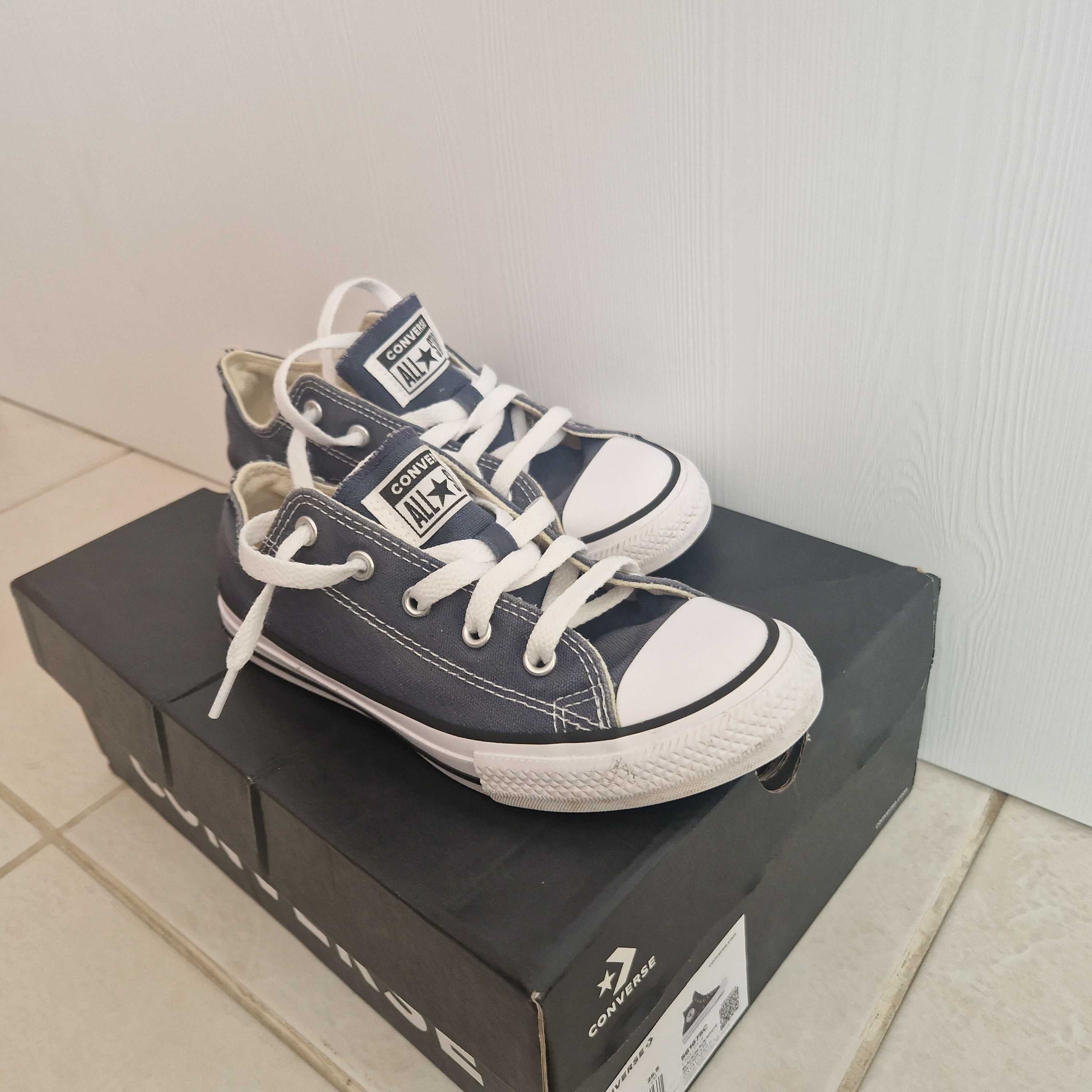Зенски кецове Converse
