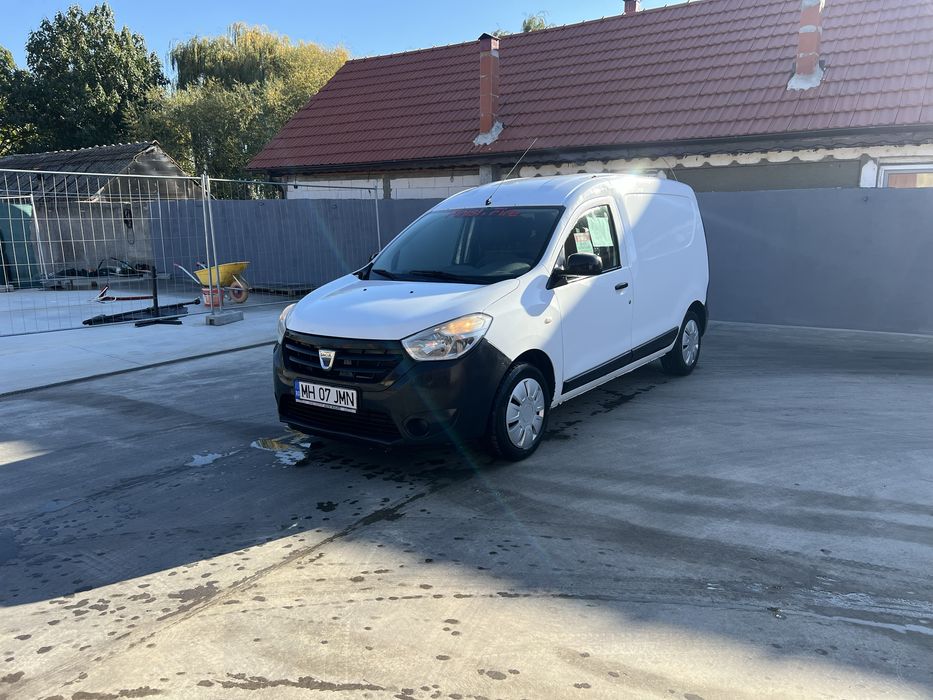 Dacia dokker an 2014 motor 1,5 dci pret 3700 euro