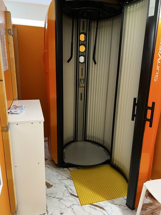 Vand afacere la cheie - Studio Bronzare