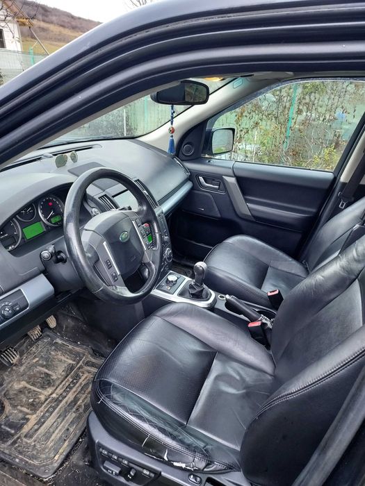 Vind Land Rover Freelender 2