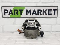 Десен тампон двигател AUDI A6 A7 4G 218 272 CRT 4G0199381LH