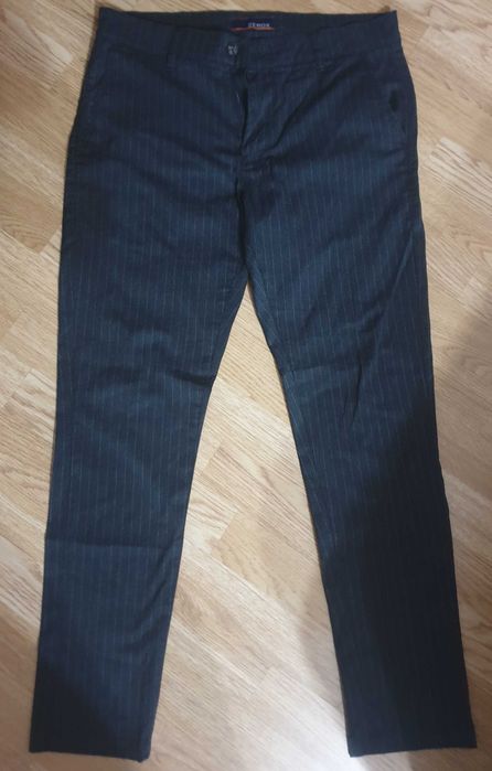 Pantalon negru conic