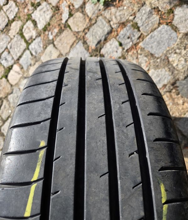 TOYO Proxes R51 A  215/45/18