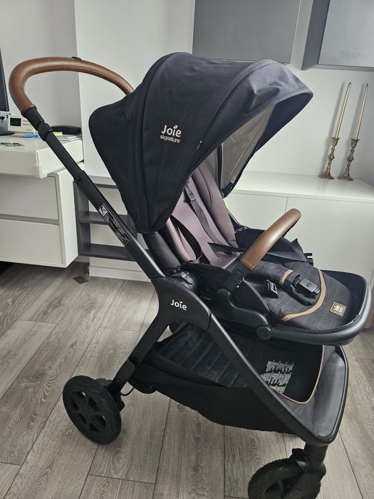 Carucior Joie Finiti Signature in Garantie