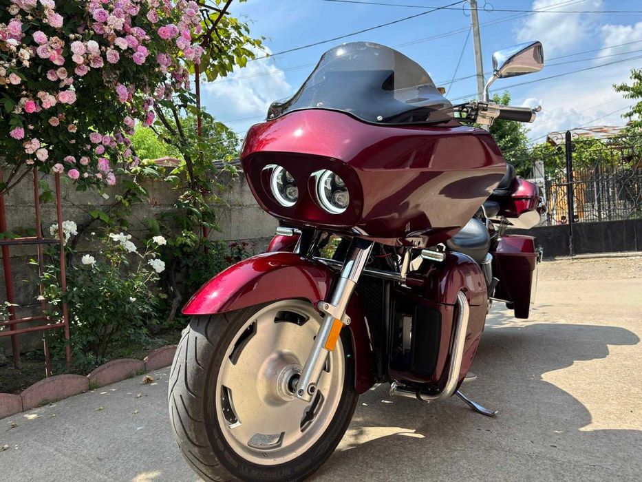 Honda VTX custom bagger