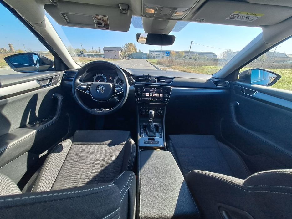 Vând Skoda SUPERB 2020
