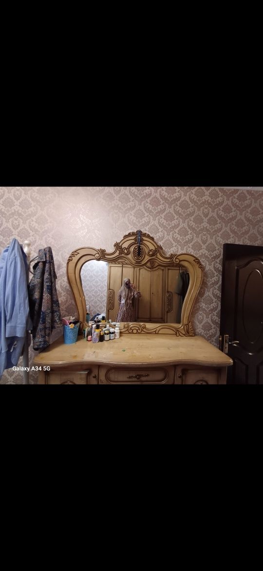 Шкаф и трюмо для спальни
