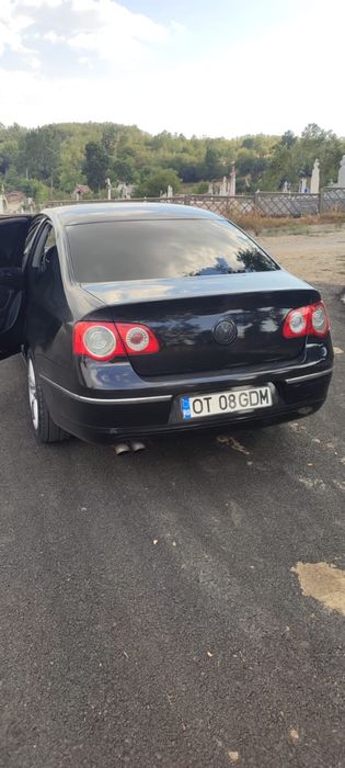 Se vinde Passat B6