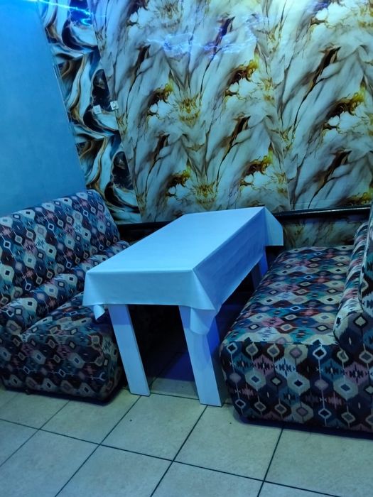 Продается диван и стол