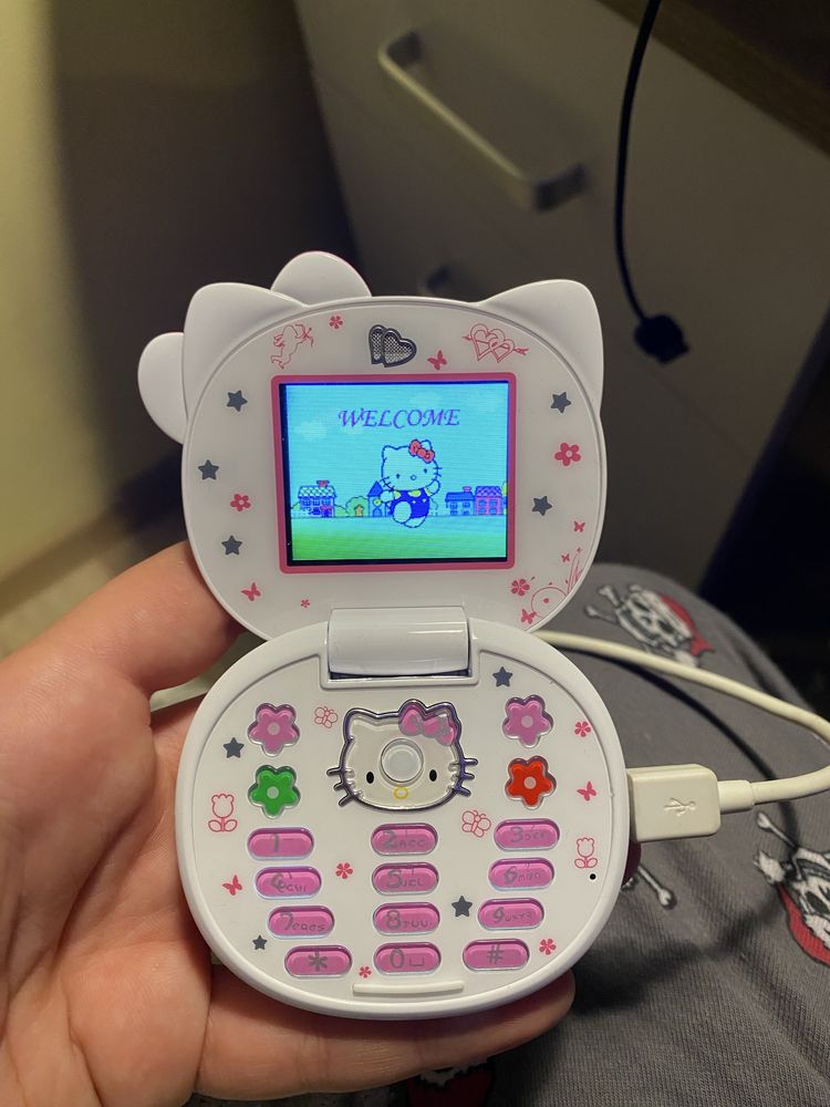 Hello Kitty телефон