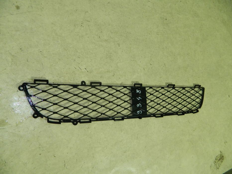 Grila centrala bara fata Toyota Yaris, 03-05, 53112-0D020