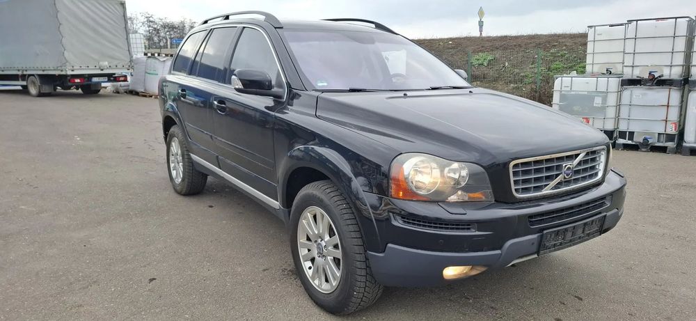 Volvo XC 90 Volvo XC90 2.4 D5 Momentum 185CP Automat 7 locuri
