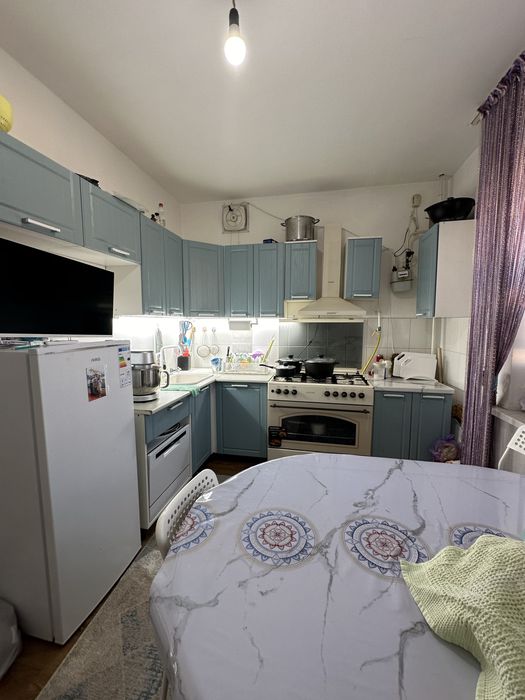 Левый берег 3 комн 4 этаж