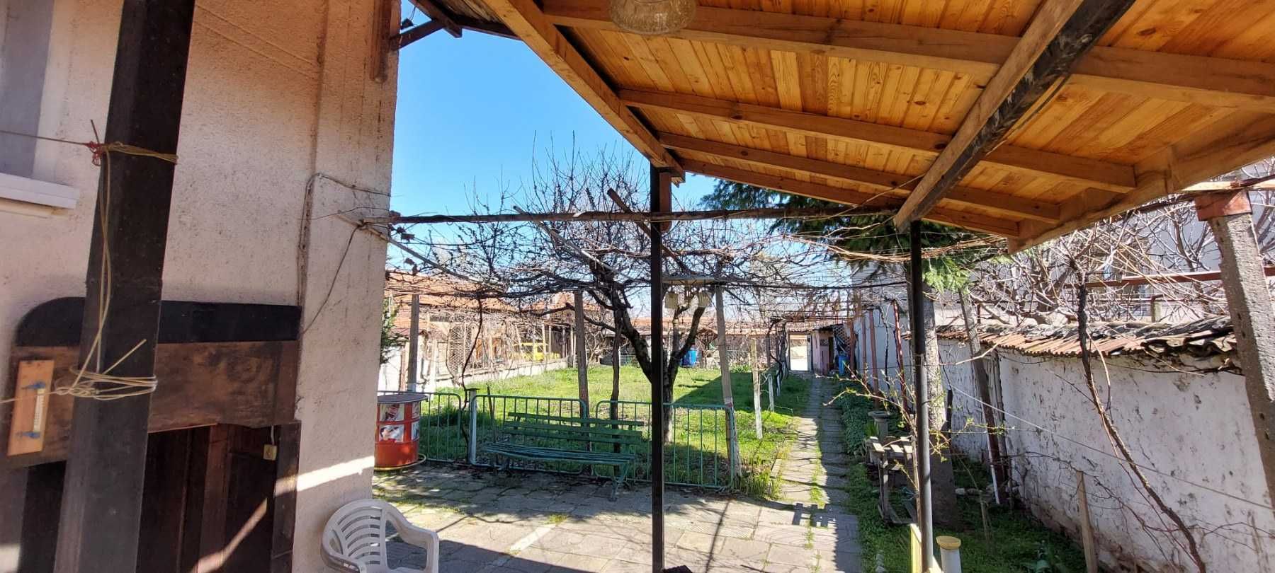 Продава Къща с Механа с. Виноградец обл.Пазарджик- от Собственик!!!