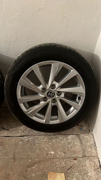 Диски с резиной от Камри 75