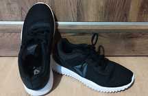Маратонки Reebok
Номер 38.5 стелка 25 см.
Нови без кутия
