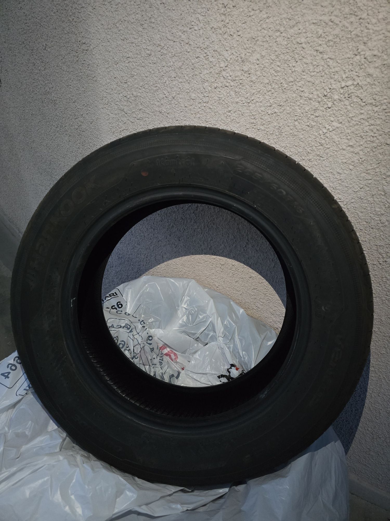 Vand set 4 anvelope vara, DOT 2025, 99% noi Hankook 205/60/R16