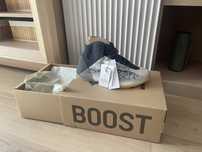 Yeezy QNTM Quantum autentici