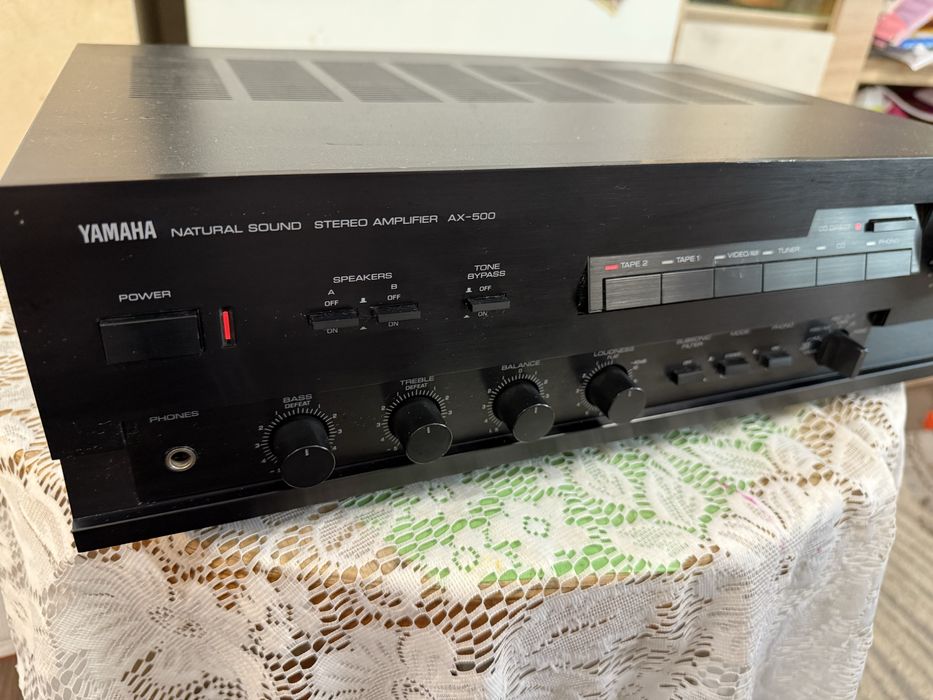 Yamaha AX-500 стерео усилвател