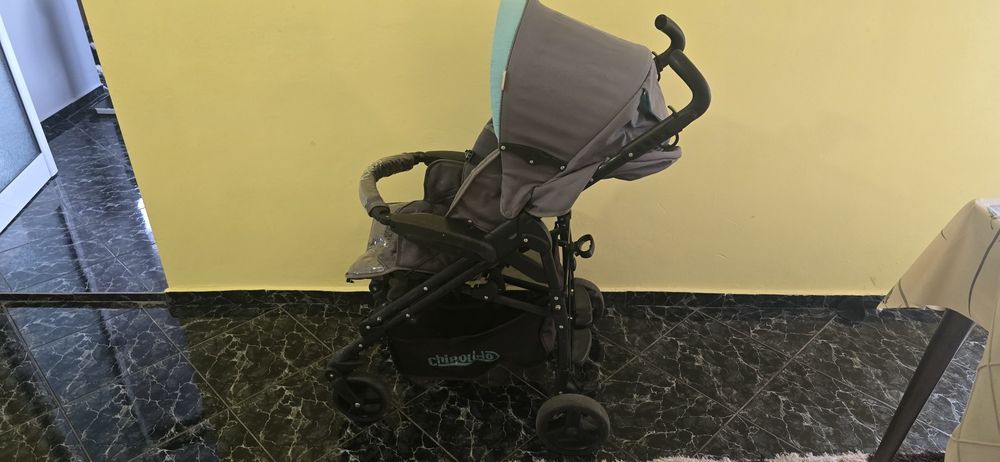 Комбинирана бебешка количка ПУКИ



олекотена рама;
три положения на