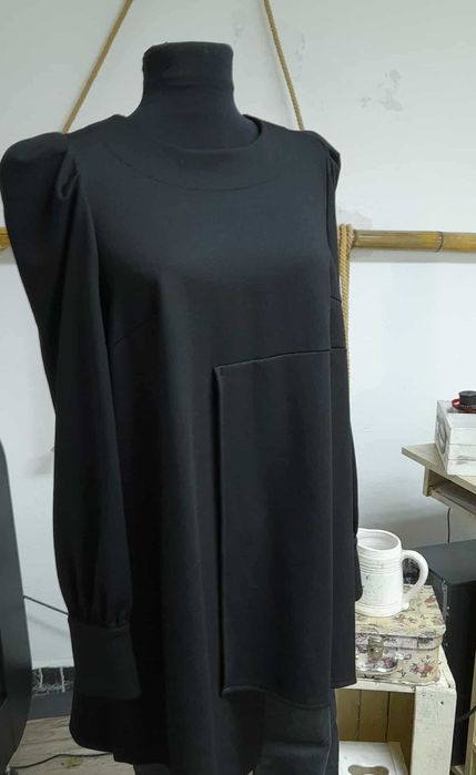 Блузи на Lucy, чисто нови