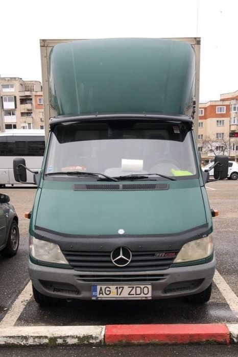 Vând Mercedes-Benz Sprinter, an fabricație 2003, motor 2.2 CDI – 109cp