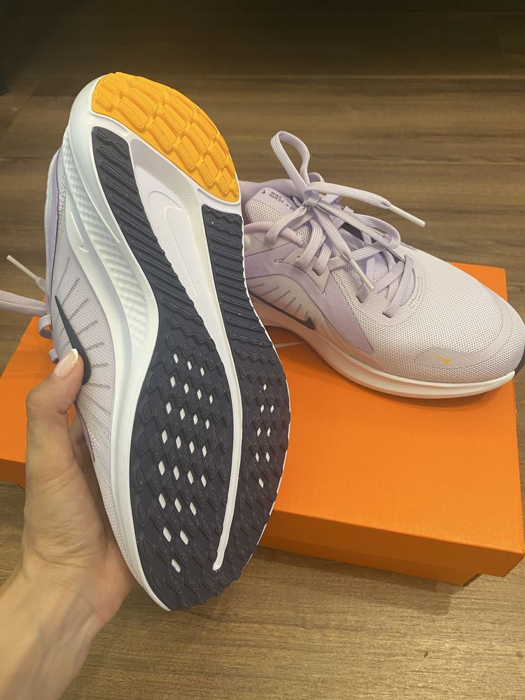 Оригинални маратонки Nike