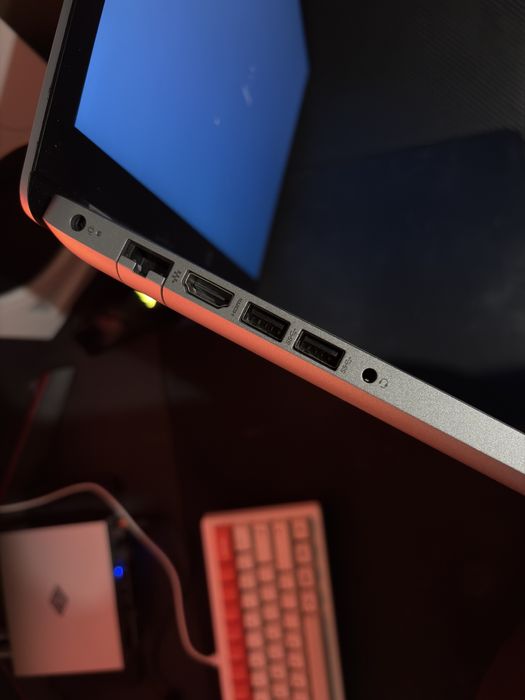 Laptop HP 470 G7 – i7 / 16GB RAM / SSD / Radeon