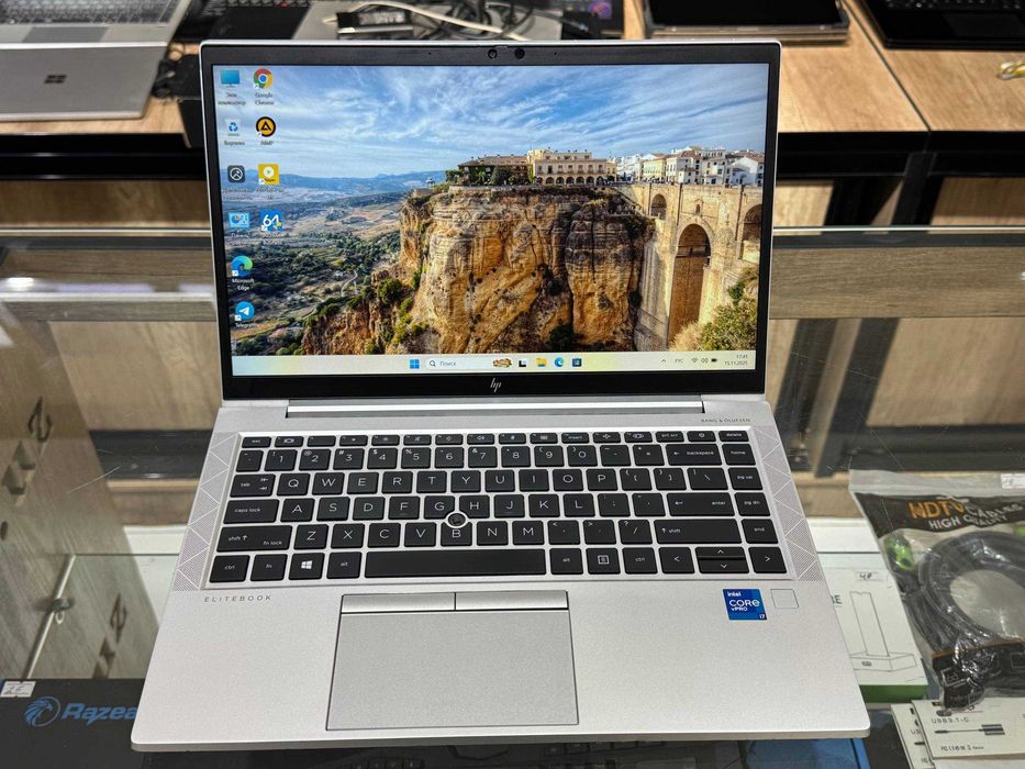 HP ProBook 840 G8 Core i7-1185G7 ram 16 ssd 256 LTE сим карта